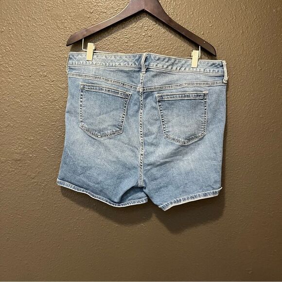 Torrid Distressed Button Front Denim Shorts - Picture 5 of 12